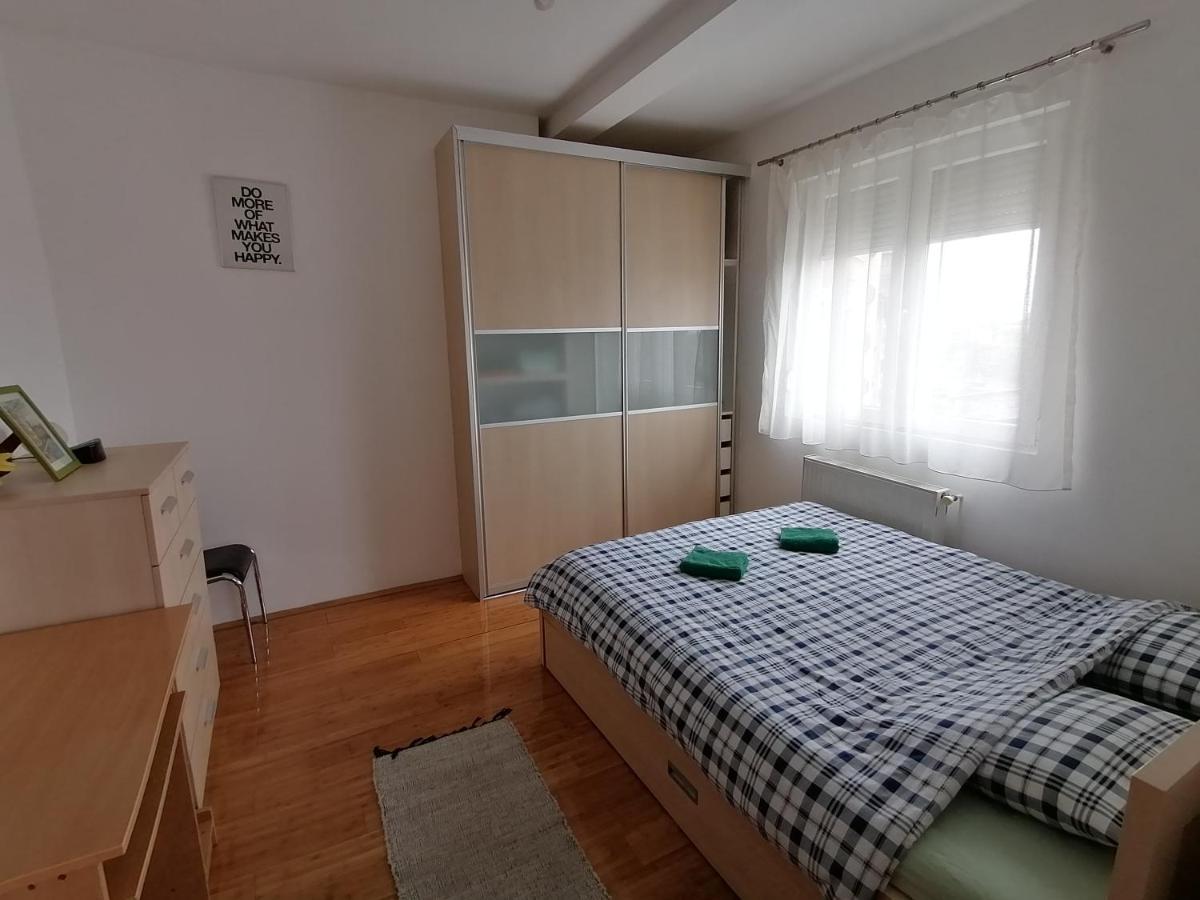 Apartman Breza Kruševac Esterno foto
